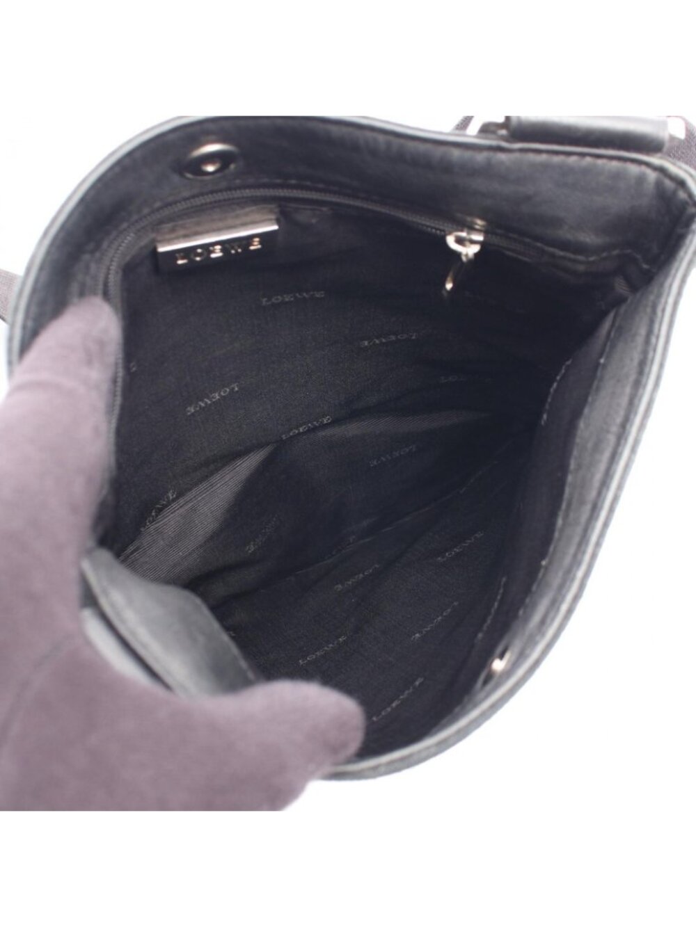 Loewe Shoulder Bag Anagram Leather - Picture 3 of 8